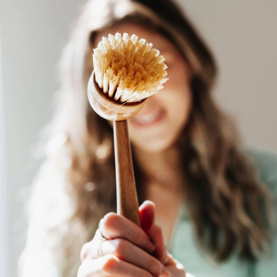 Brosse en bois à vaisselle (longue) - avec une tête remplaçable - Image 4