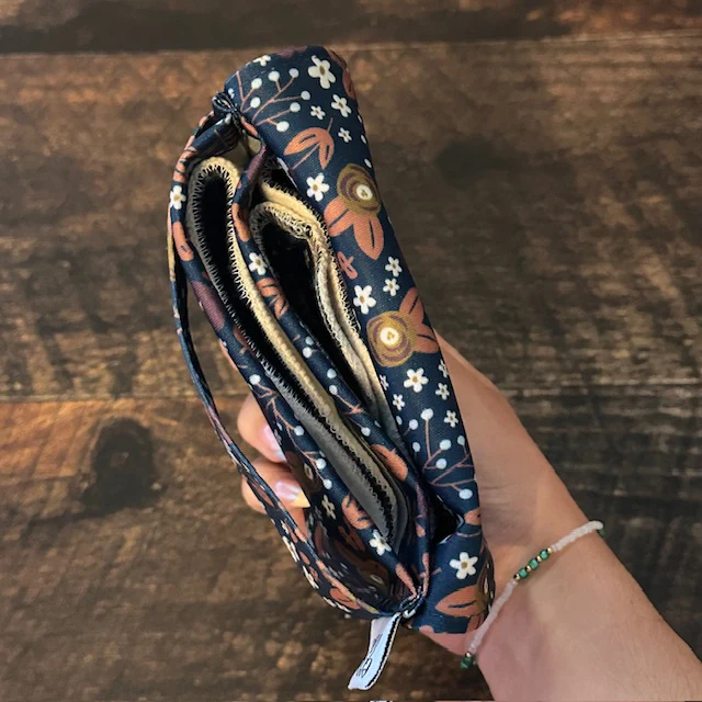 Pochette DUO pour serviettes hygiéniques lavables et réutilisables - Image 7