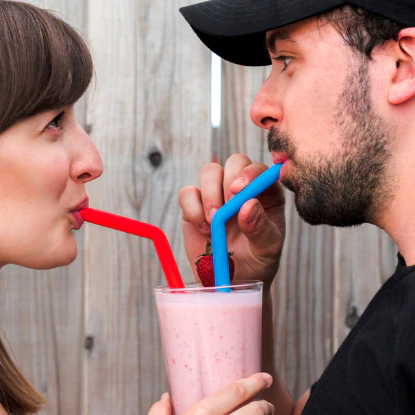 6 pailles en silicone et une brosse - Image 3