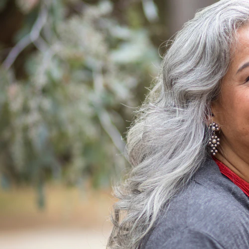 Shampoing bleu pour cheveux blonds et blancs - Image 3