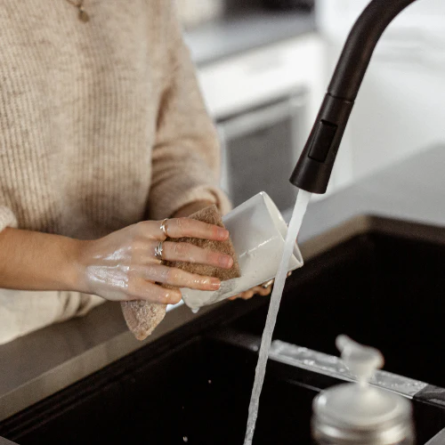 Tampons à récurer - Recyclés à partir de noix de Grenoble - Image 3